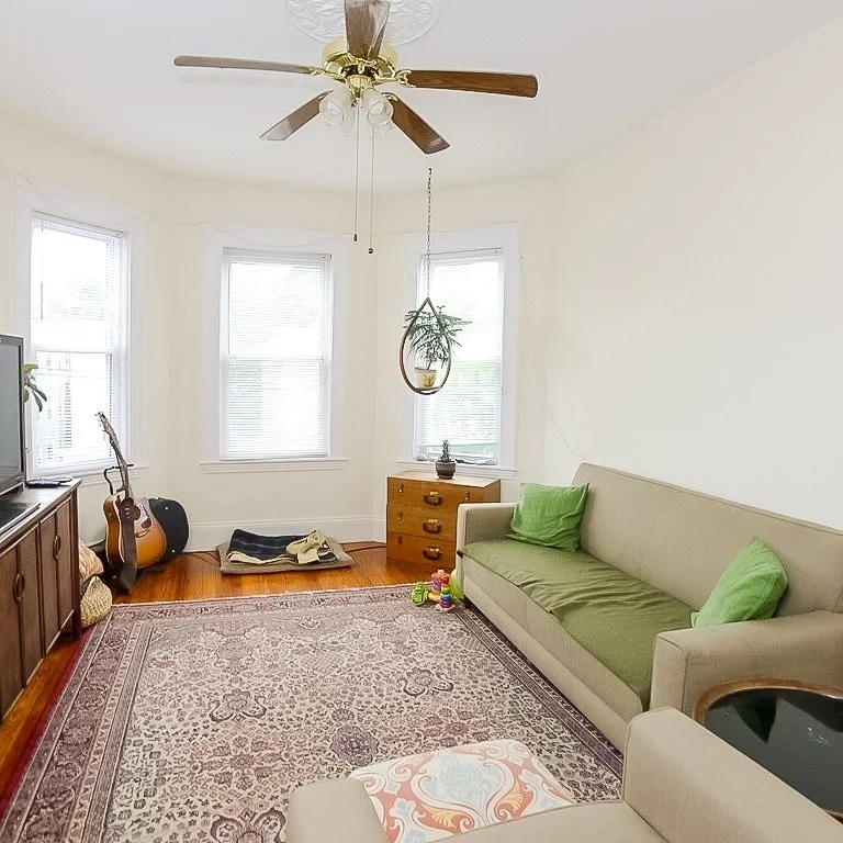 3 bed, 1 bath apartment for rent at 18 Gibson St Unit 3, Dorchester — photo 5 of 9