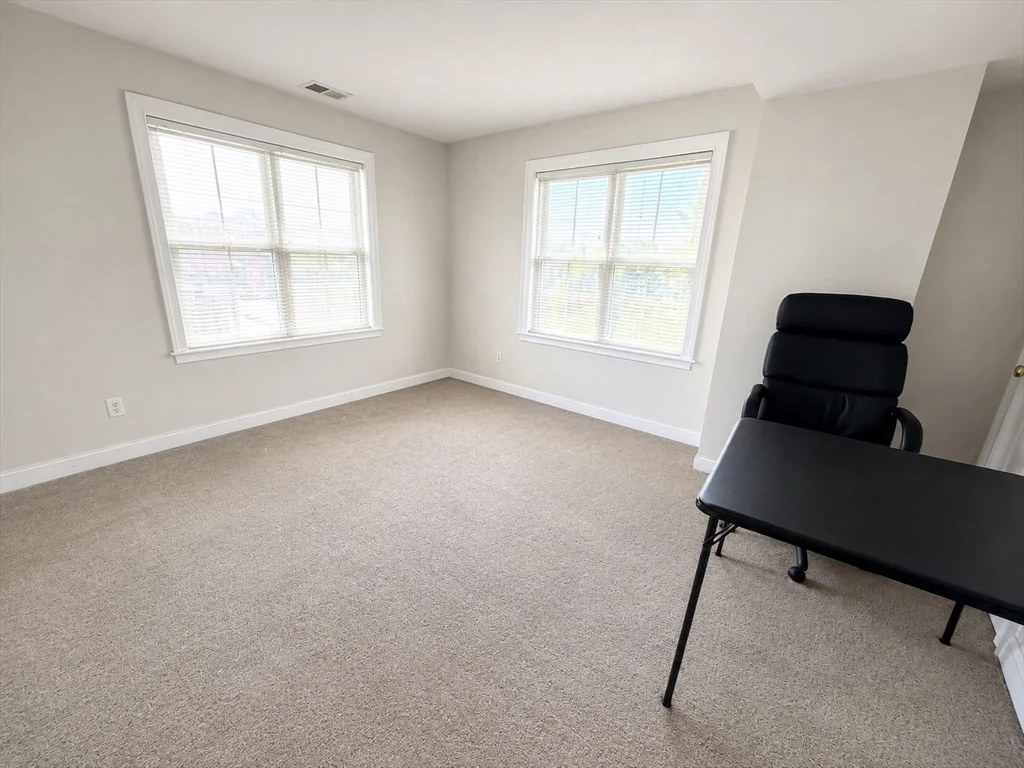 4 bed, 3 bath apartment for rent at 18 Gilkey Ct Unit 18, Watertown — photo 26 of 36