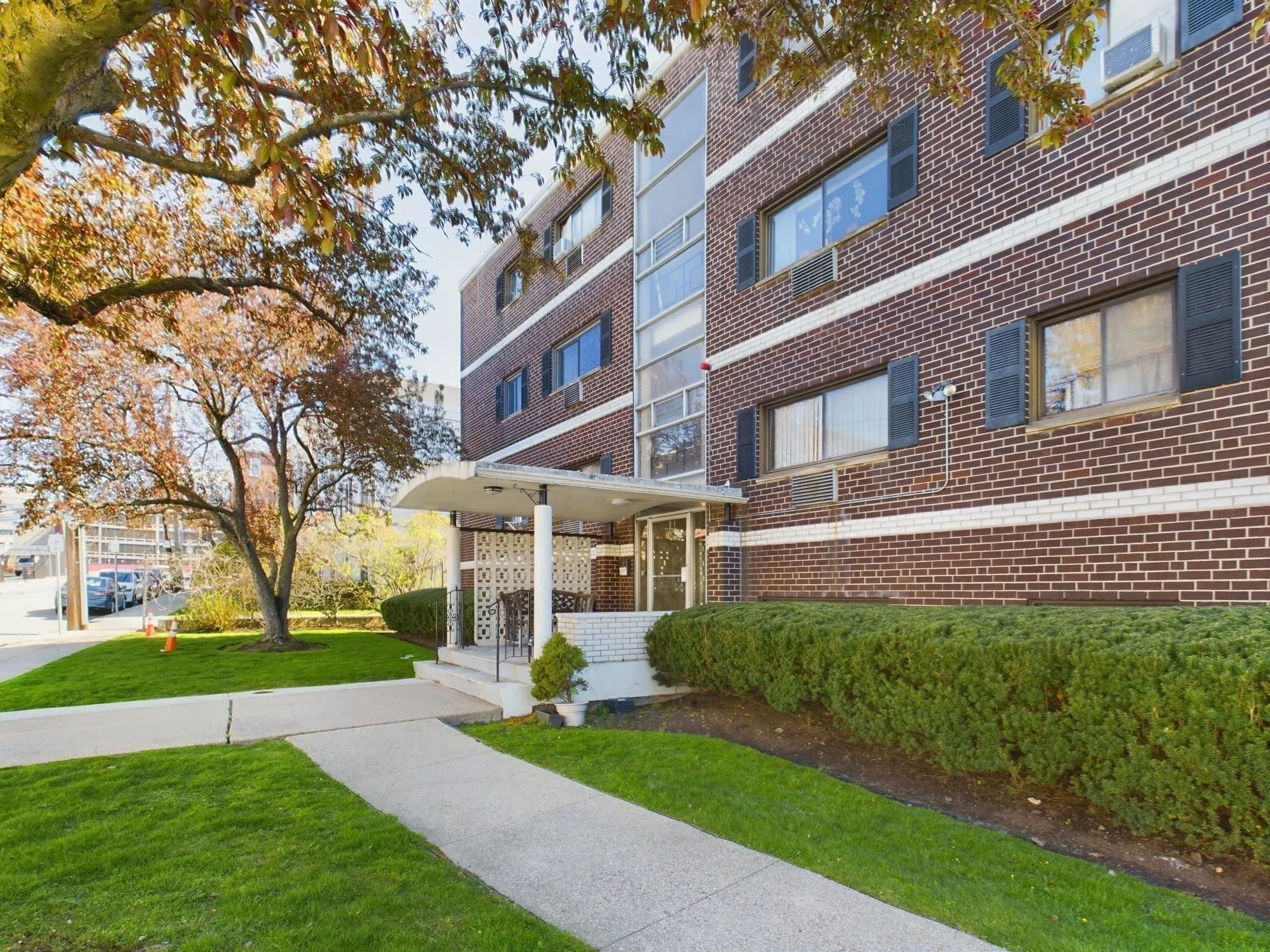 1 bed, 1 bath apartment for rent at 18 Glencoe St Unit 27, Brighton — photo 9 of 12