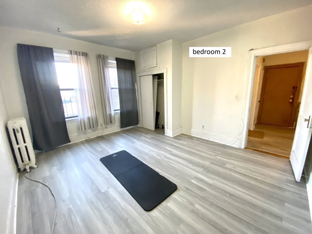 3 bed, 1 bath apartment for rent at 18 Glenville Ave Unit 3, Allston — photo 6 of 13