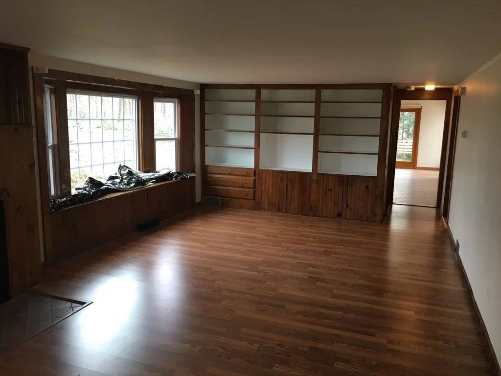 3 bed, 2 bath apartment for rent at 18 Glenwood Ave Unit A, Foxboro — photo 16 of 26