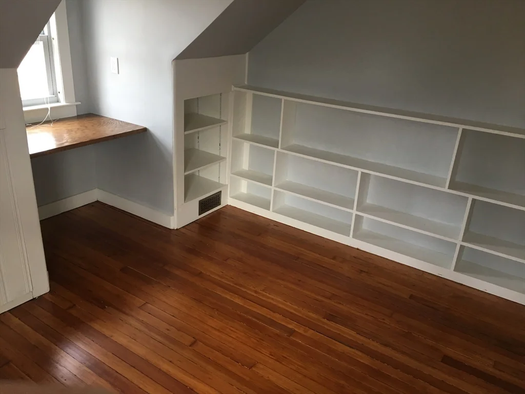 3 bed, 2 bath apartment for rent at 18 Glenwood Ave Unit A, Foxboro — photo 21 of 26