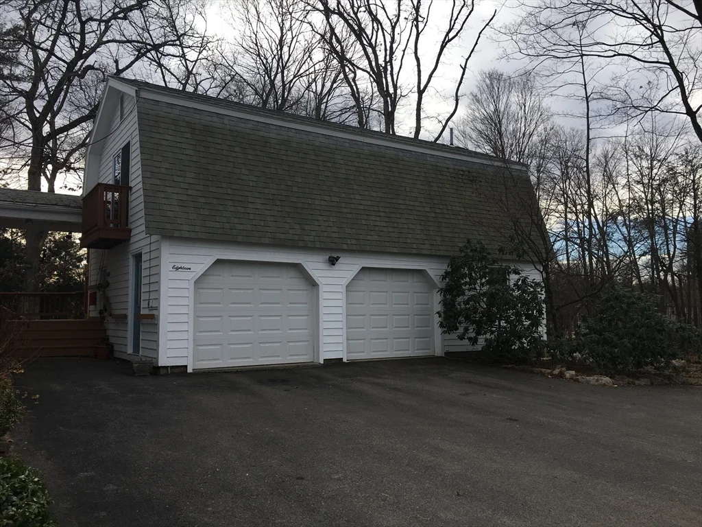 3 bed, 2 bath apartment for rent at 18 Glenwood Ave Unit A, Foxboro — photo 5 of 26