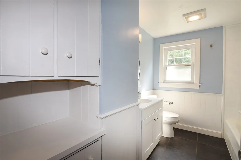 2 bed, 2 bath apartment for rent at 18 Gould Rd, Braintree Highlands — photo 27 of 40