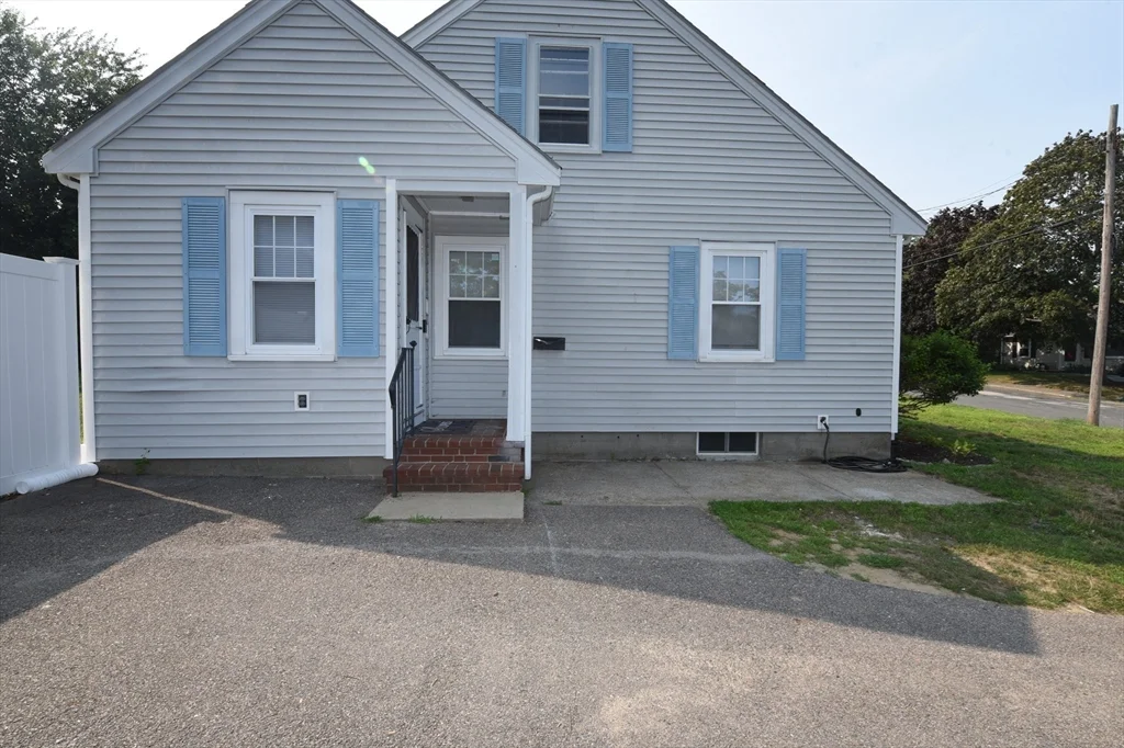 2 bed, 2 bath apartment for rent at 18 Gould Rd, Braintree Highlands — photo 4 of 40