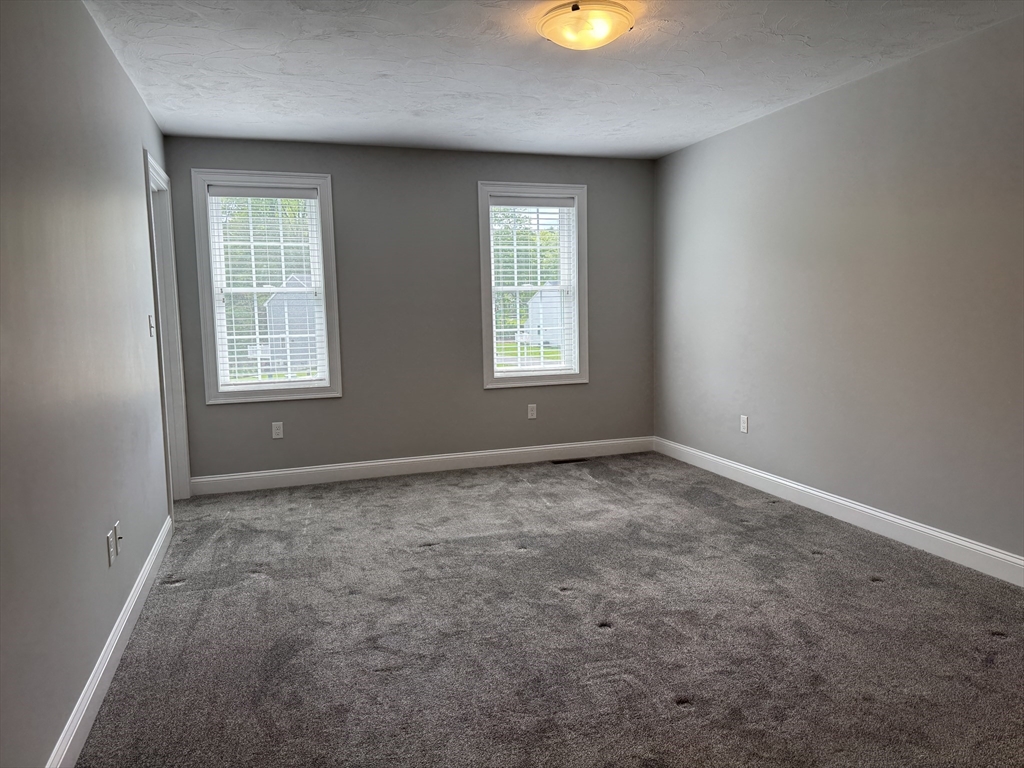 3 bed, 2 bath apartment for rent at 18 Grace St, Middleboro — photo 12 of 15