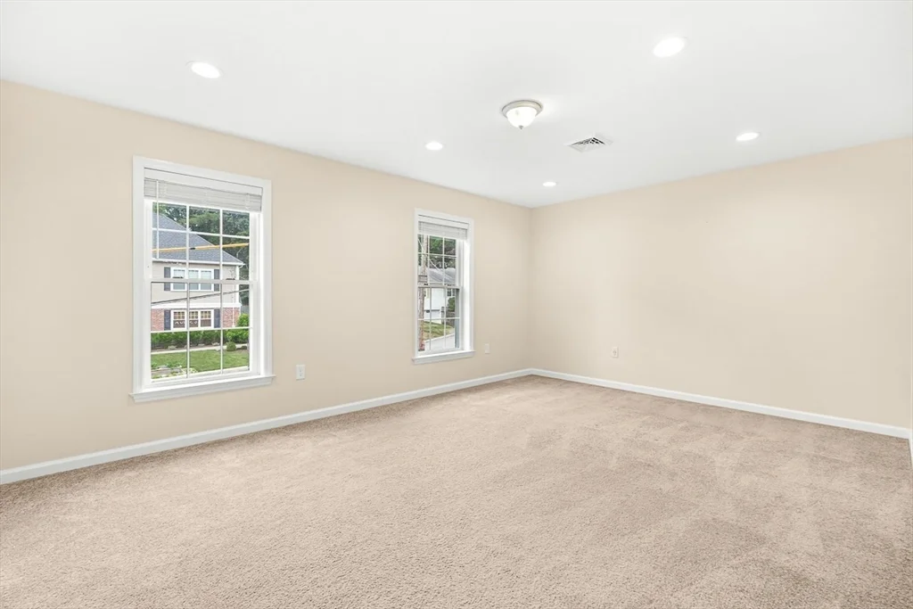 4 bed, 2 bath apartment for rent at 18 Grant Rd, Winchester — photo 30 of 42