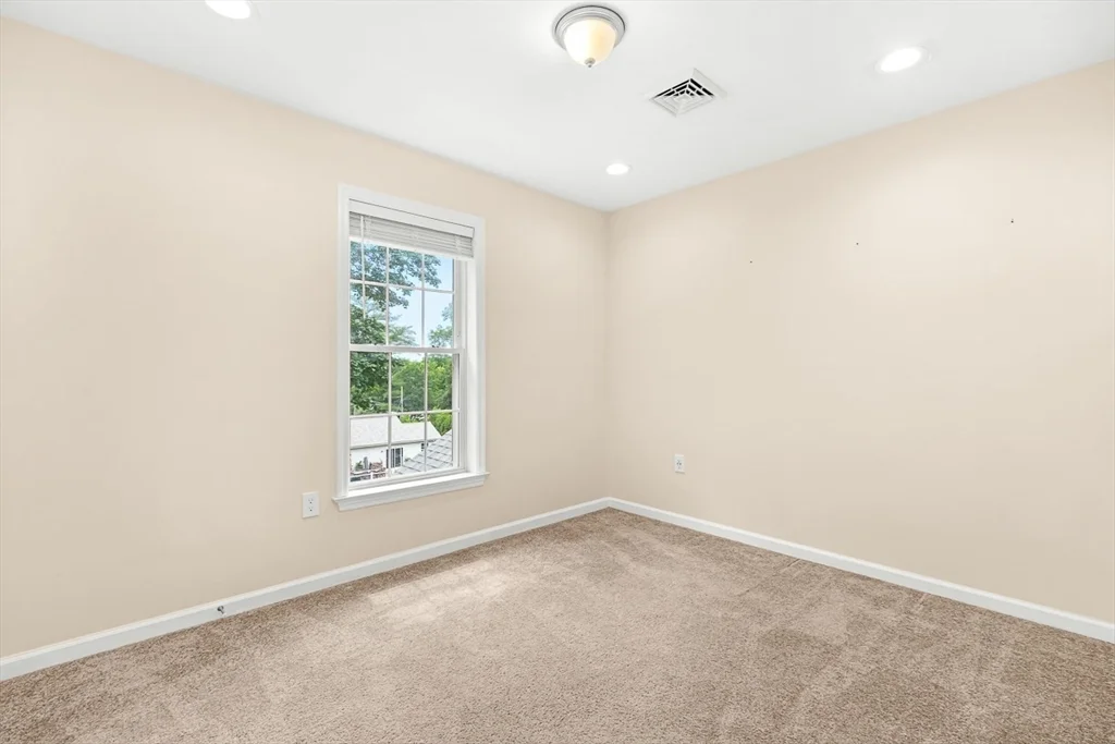 4 bed, 2 bath apartment for rent at 18 Grant Rd, Winchester — photo 25 of 42