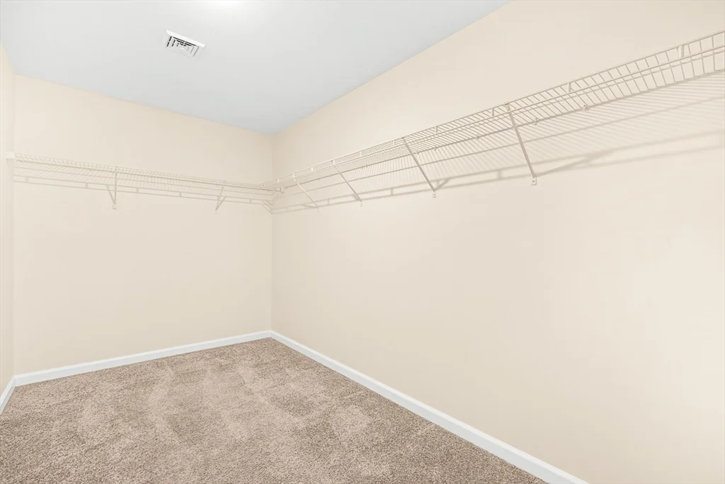 4 bed, 2 bath apartment for rent at 18 Grant Rd, Winchester — photo 23 of 42