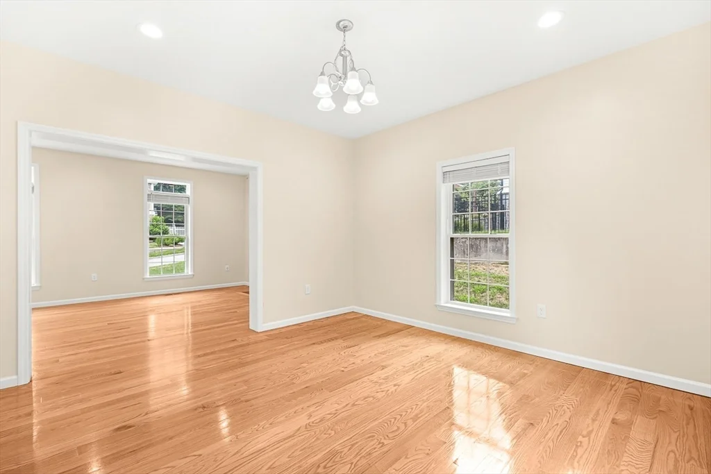 4 bed, 2 bath apartment for rent at 18 Grant Rd, Winchester — photo 12 of 42