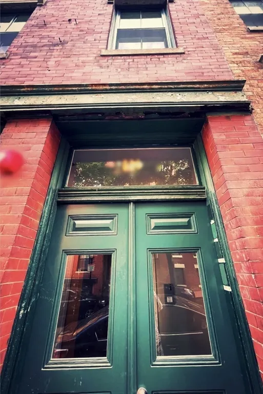 2 bed, 1 bath apartment for rent at 18 Grove St Unit 1, Beacon Hill — photo 15 of 17