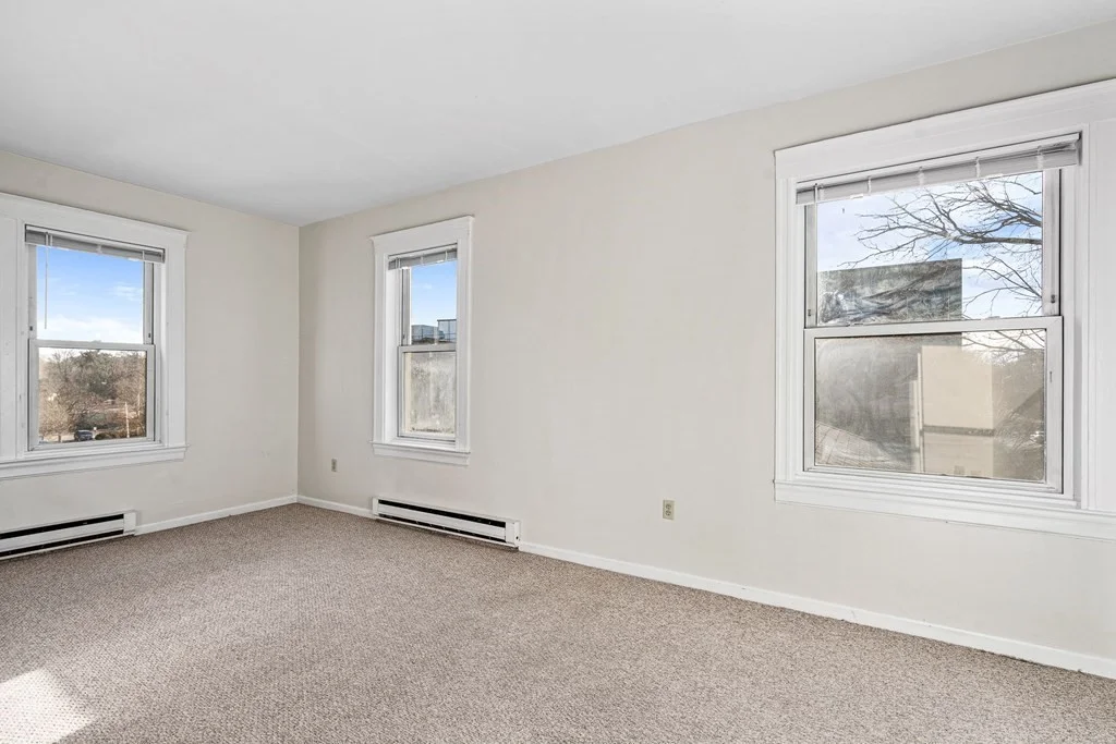 1 bed, 1 bath apartment for rent at 18 Grove St Unit 2, Wellesley — photo 3 of 7