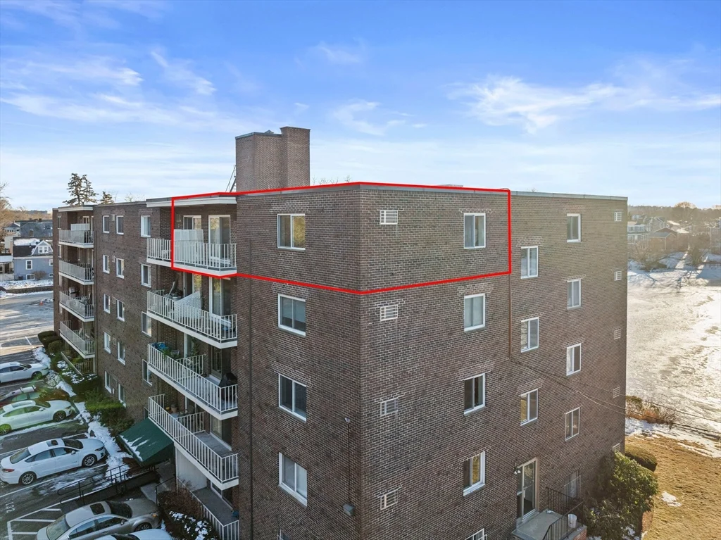 2 bed, 1 bath apartment for rent at 18 Hamilton Rd Unit 508, Arlington