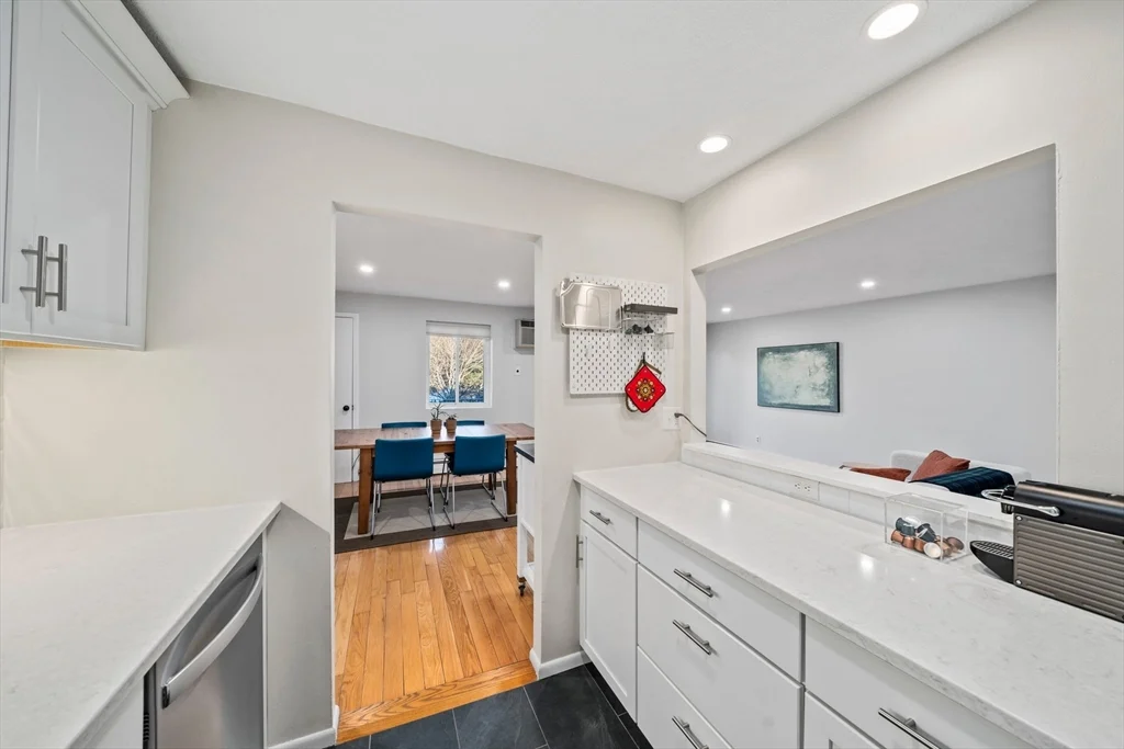 2 bed, 1 bath apartment for rent at 18 Hamilton Rd Unit 508, Arlington — photo 15 of 25