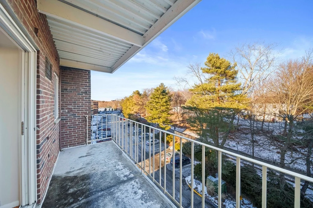2 bed, 1 bath apartment for rent at 18 Hamilton Rd Unit 508, Arlington — photo 22 of 25