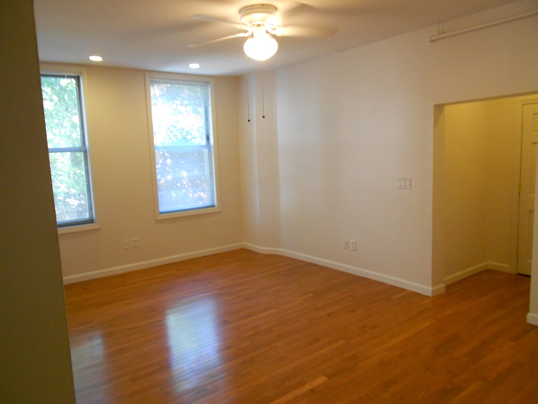 2 bed, 1 bath apartment for rent at 18 Haviland St Unit 19, Fenway