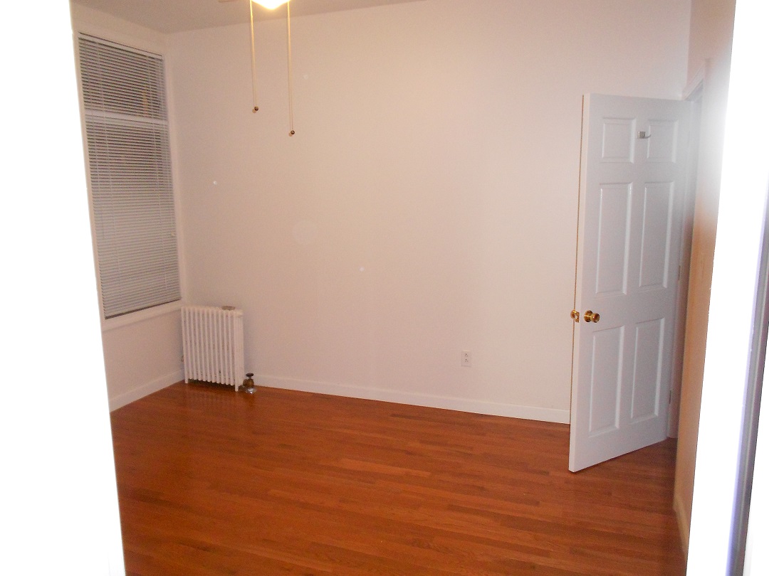 2 bed, 1 bath apartment for rent at 18 Haviland St Unit 19, Fenway — photo 3 of 5