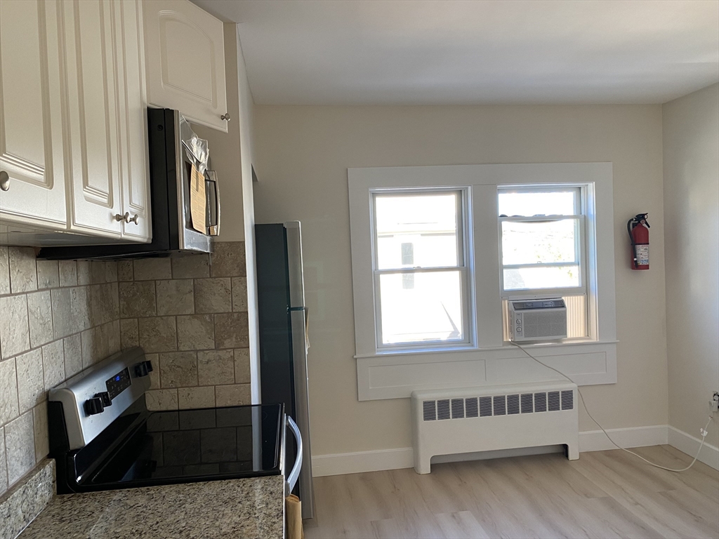 2 bed, 1 bath apartment for rent at 18 Highland Ter Unit 18, Needham — photo 4 of 14