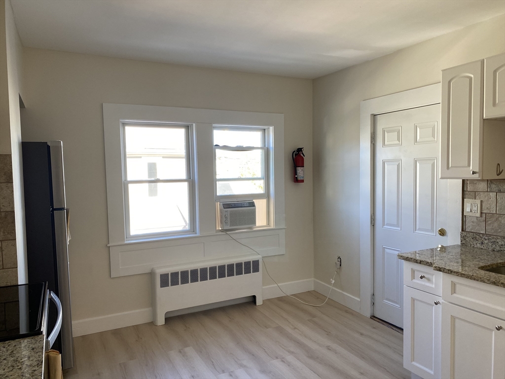 2 bed, 1 bath apartment for rent at 18 Highland Ter Unit 18, Needham — photo 6 of 14