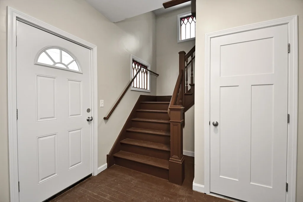 3 bed, 2 bath apartment for rent at 18 Hitchcock Rd Unit Apt 1, Worcester — photo 22 of 27