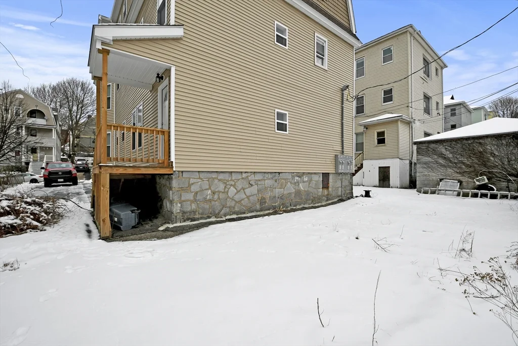 3 bed, 1 bath apartment for rent at 18 Hitchcock Rd Unit Apt 2, Worcester — photo 23 of 23