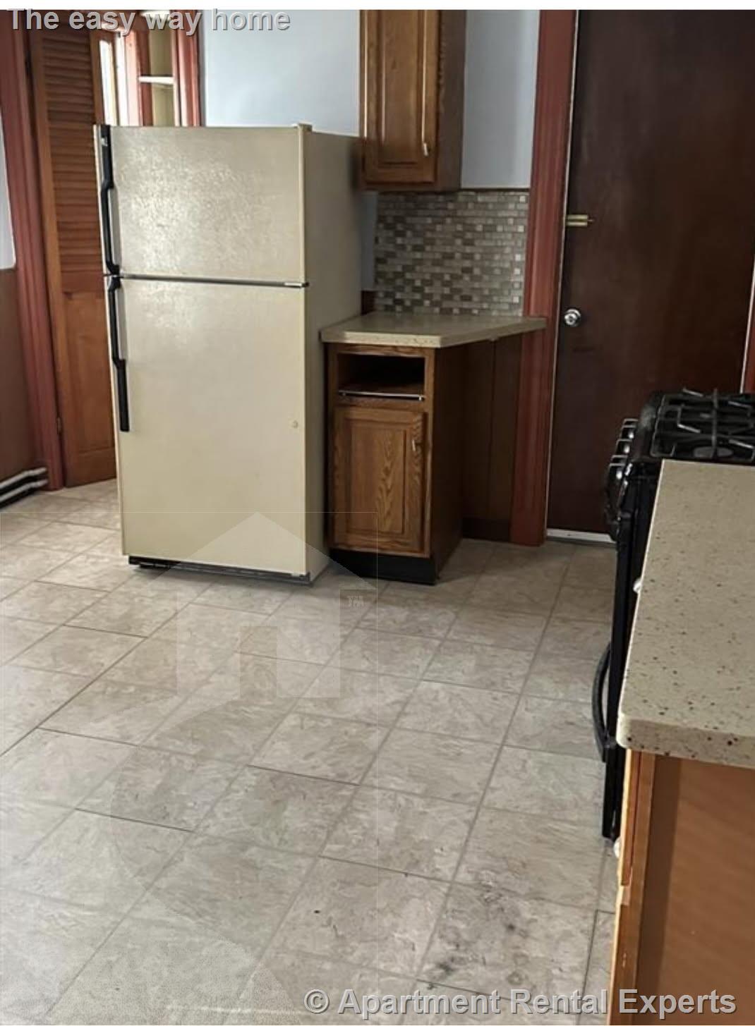 1 bed, 1 bath apartment for rent at 18 Holyoke Rd Unit 2, Porter Square — photo 3 of 6