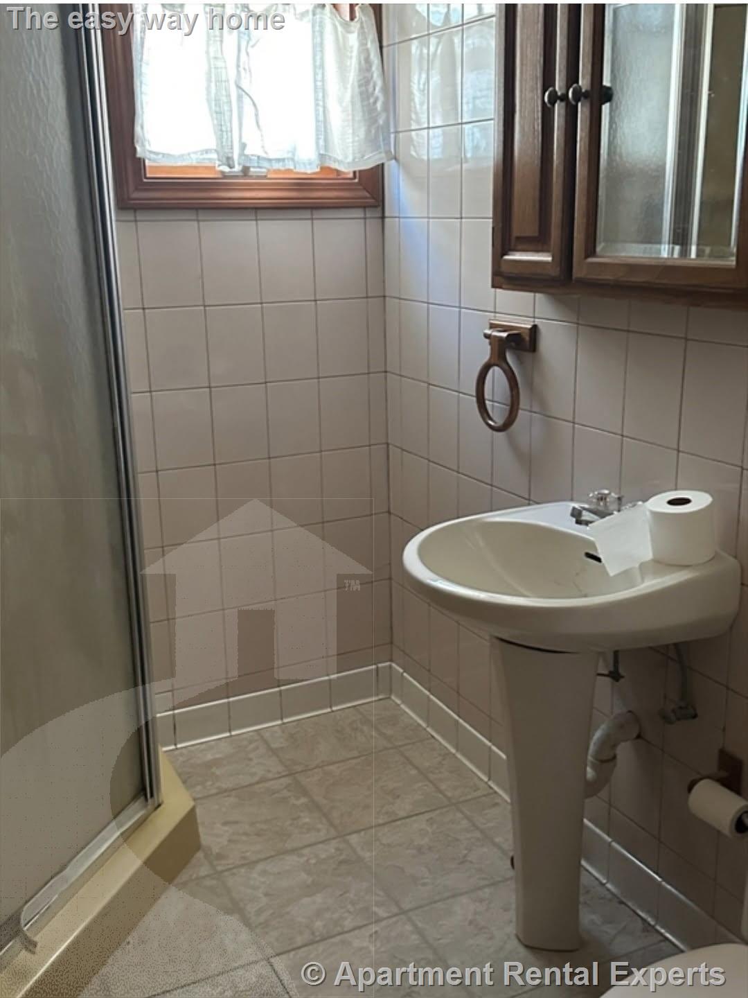 1 bed, 1 bath apartment for rent at 18 Holyoke Rd Unit 2, Porter Square — photo 4 of 6