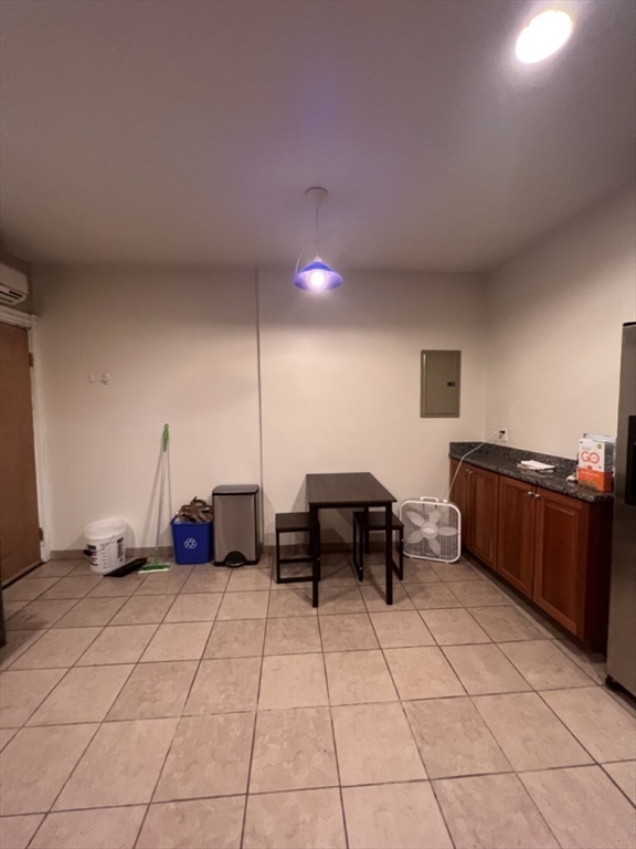 3 bed, 1 bath apartment for rent at 18 Homer Unit 1, Central Village — photo 8 of 14