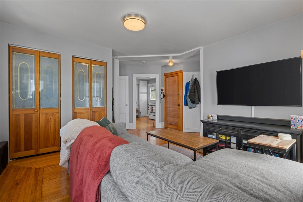 3 bed, 1 bath apartment for rent at 18 Horace St Unit 2, Malden — photo 7 of 20