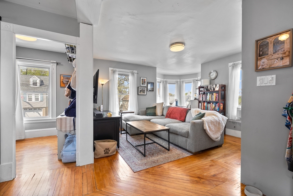 3 bed, 1 bath apartment for rent at 18 Horace St Unit 2, Malden — photo 2 of 20
