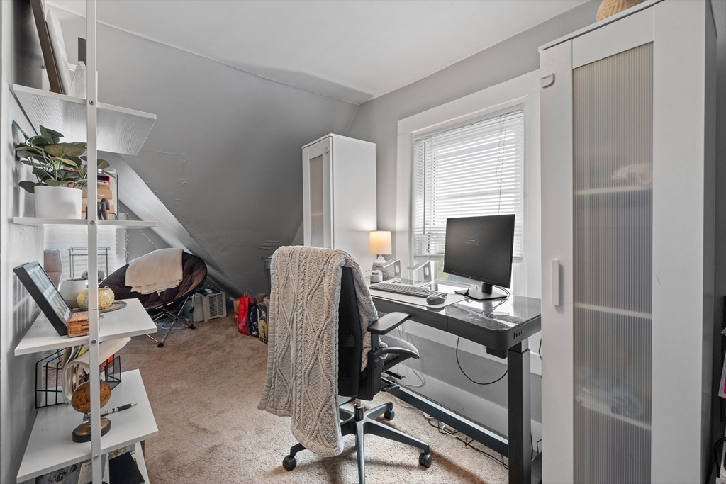 3 bed, 1 bath apartment for rent at 18 Horace St Unit 2, Malden — photo 17 of 20