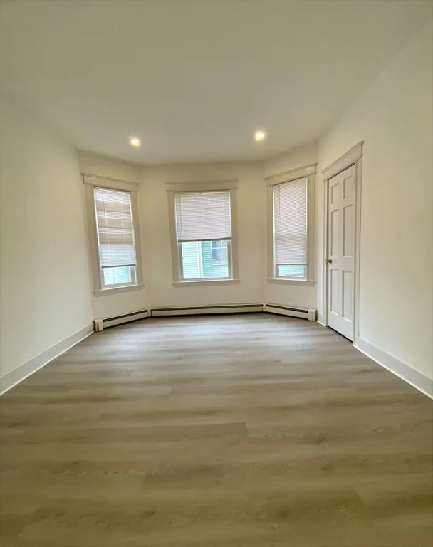 5 bed, 3 bath apartment for rent at 18 Howard Unit 1, Waltham — photo 8 of 13