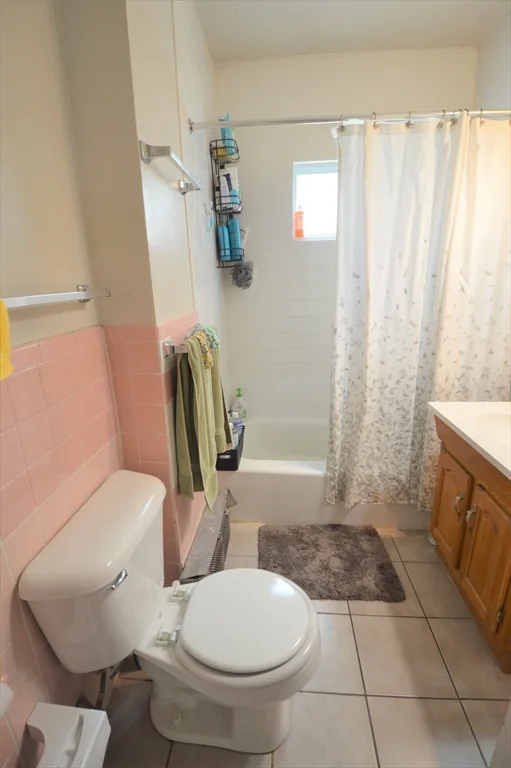 3 bed, 1 bath apartment for rent at 18 Hunnewell Ave Unit 2, Brighton — photo 16 of 17