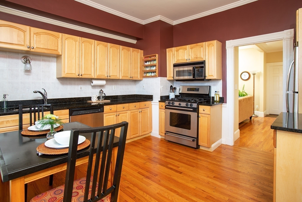 1 bed, 1 bath apartment for rent at 18 Hunt St Unit 1, Watertown — photo 11 of 13