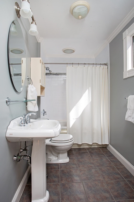 1 bed, 1 bath apartment for rent at 18 Hunt St Unit 1, Watertown — photo 5 of 13