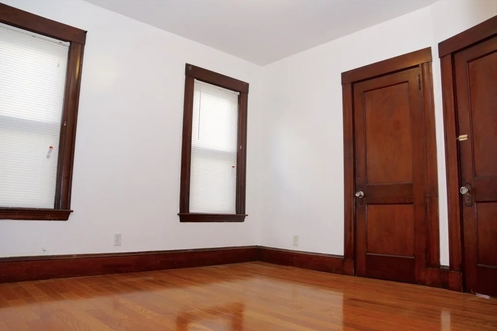 3 bed, 1 bath apartment for rent at 18 Indiana Ave Unit 1, East Somerville — photo 8 of 10