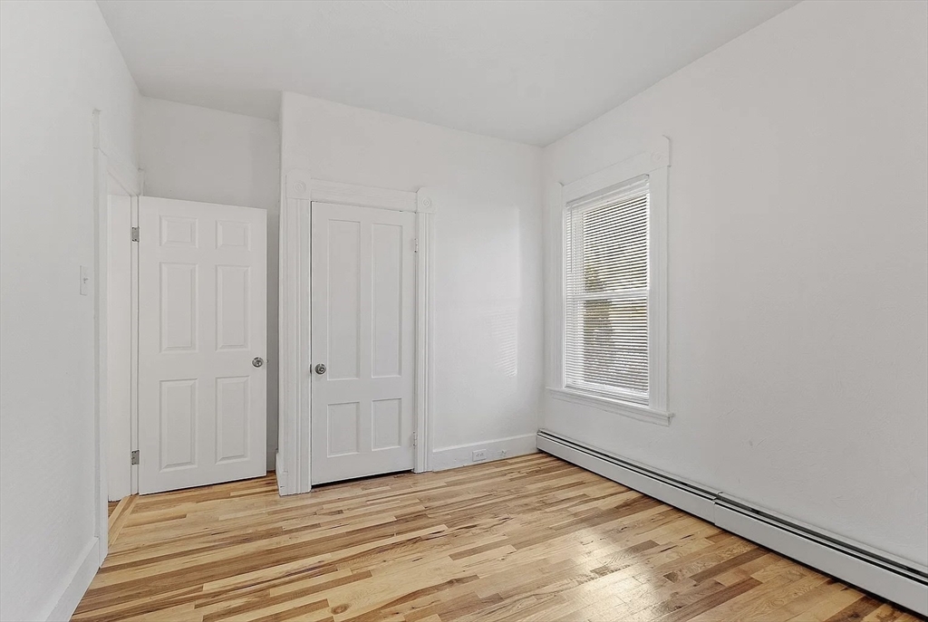3 bed, 1 bath apartment for rent at 18 Ingalls St Unit 1, Worcester — photo 12 of 17