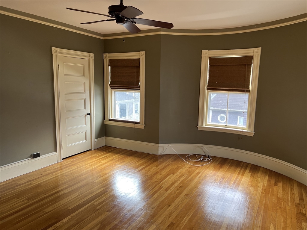1 bed, 1 bath apartment for rent at 18 James Ave Unit 1, Winthrop — photo 5 of 12