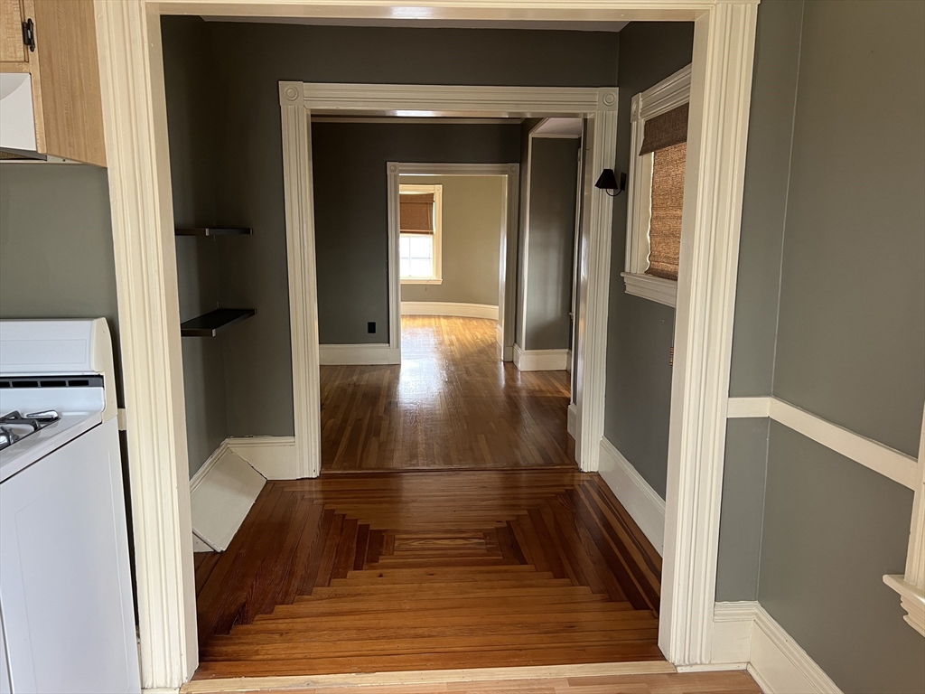 1 bed, 1 bath apartment for rent at 18 James Ave Unit 1, Winthrop — photo 9 of 12
