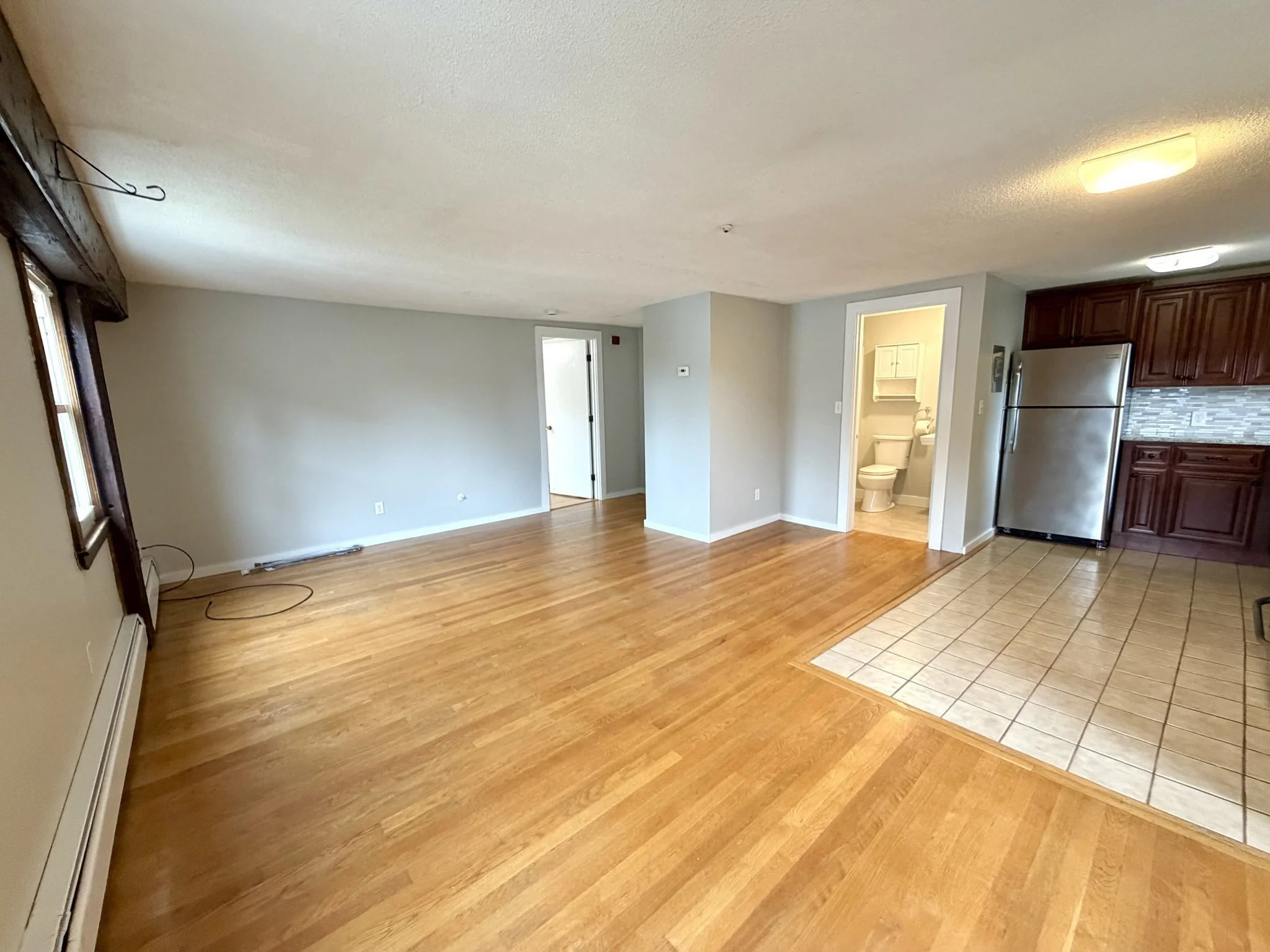 1 bed, 1 bath apartment for rent at 18 Japonica Unit 3, Salem — photo 4 of 8