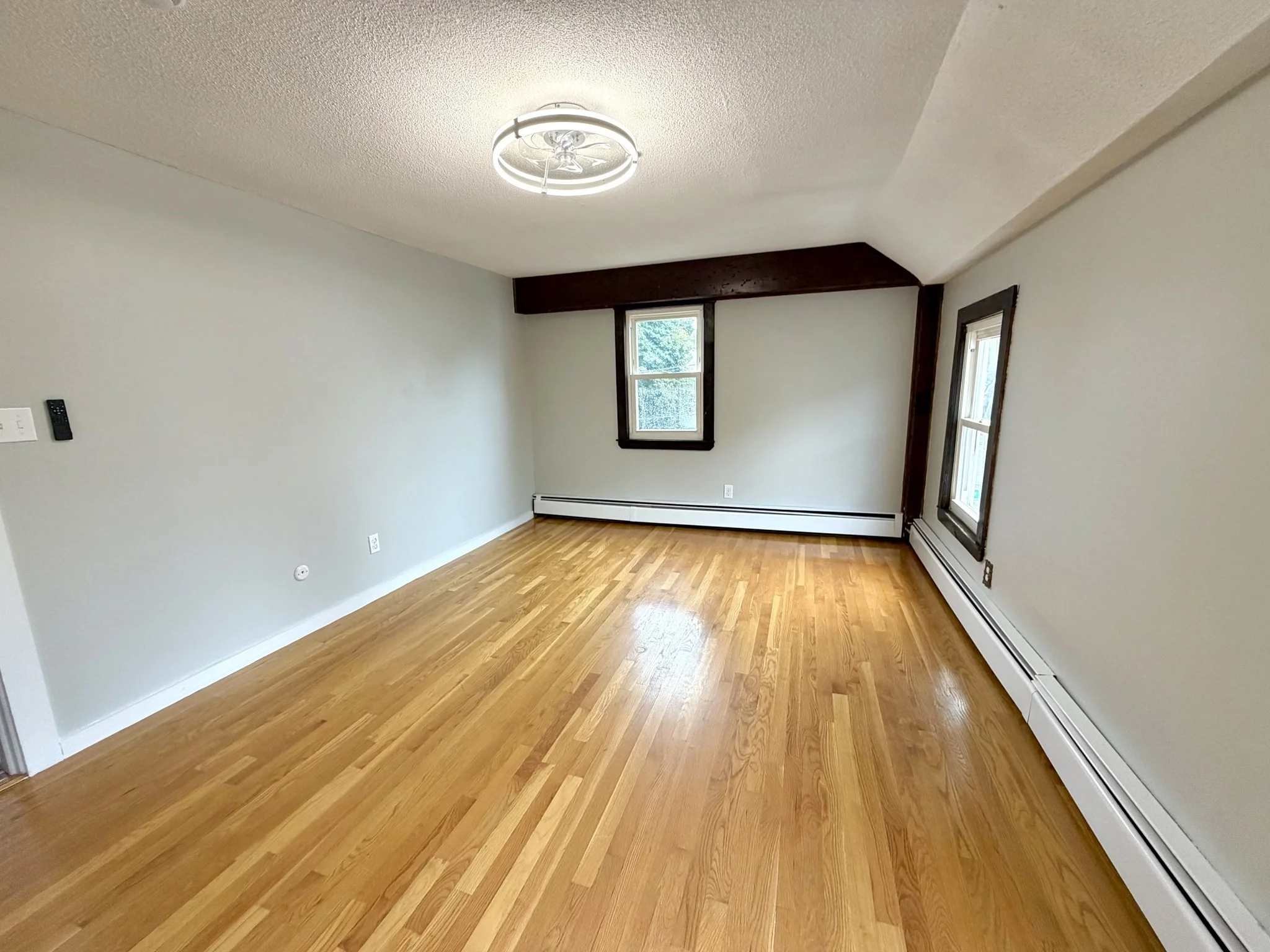 1 bed, 1 bath apartment for rent at 18 Japonica Unit 3, Salem — photo 5 of 8