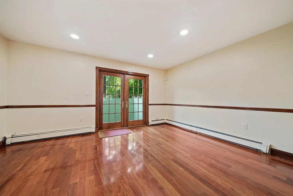 2 bed, 1 bath apartment for rent at 18 Jay St Unit 18, Cambridge — photo 5 of 22