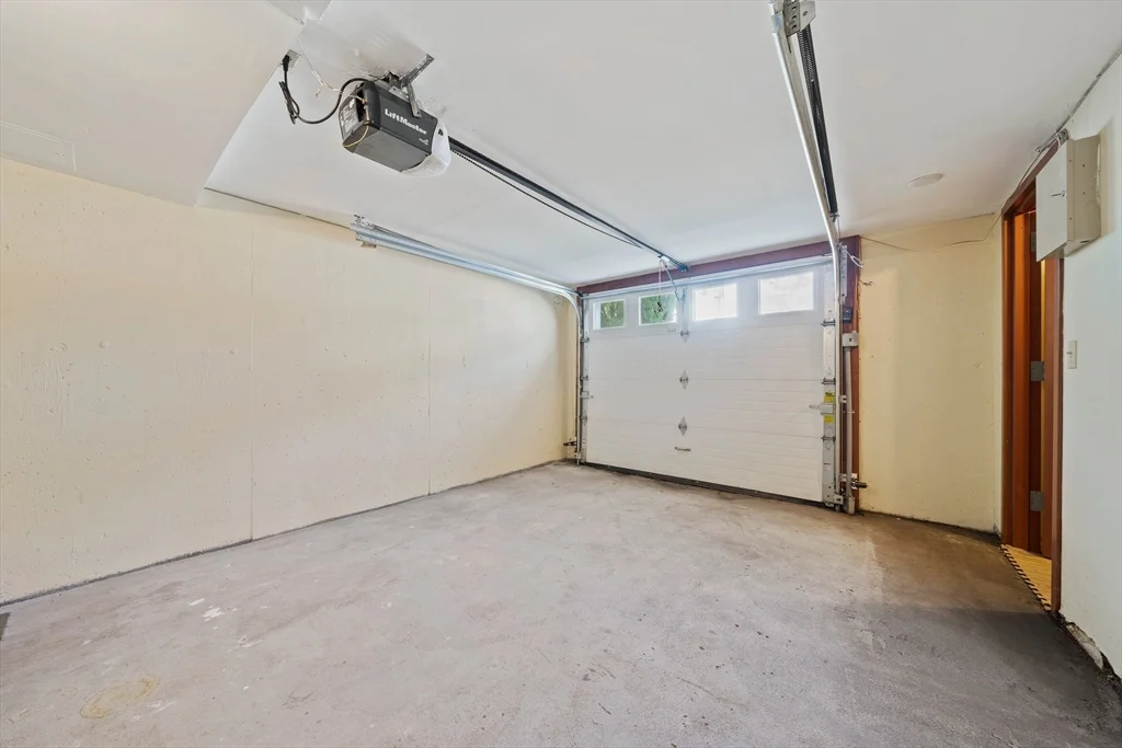 2 bed, 1 bath apartment for rent at 18 Jay St Unit 18, Cambridge — photo 16 of 22