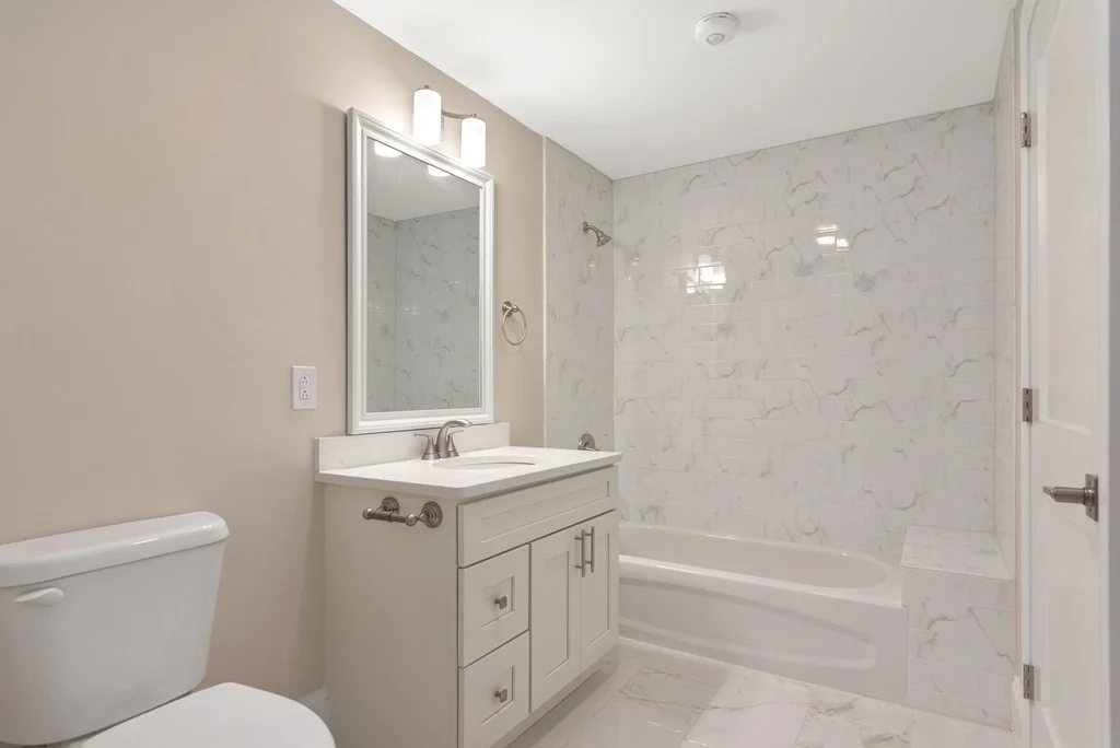 2 bed, 1 bath apartment for rent at 18 Johnson Ave Unit 1, Quincy Center — photo 6 of 10