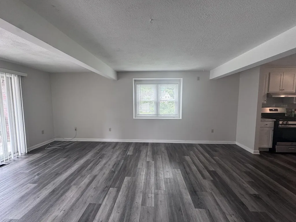 2 bed, 1 bath apartment for rent at 18 Juniper St Unit 49, Coolidge Corner — photo 8 of 12