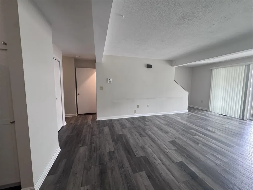 2 bed, 1 bath apartment for rent at 18 Juniper St Unit 49, Coolidge Corner — photo 6 of 12