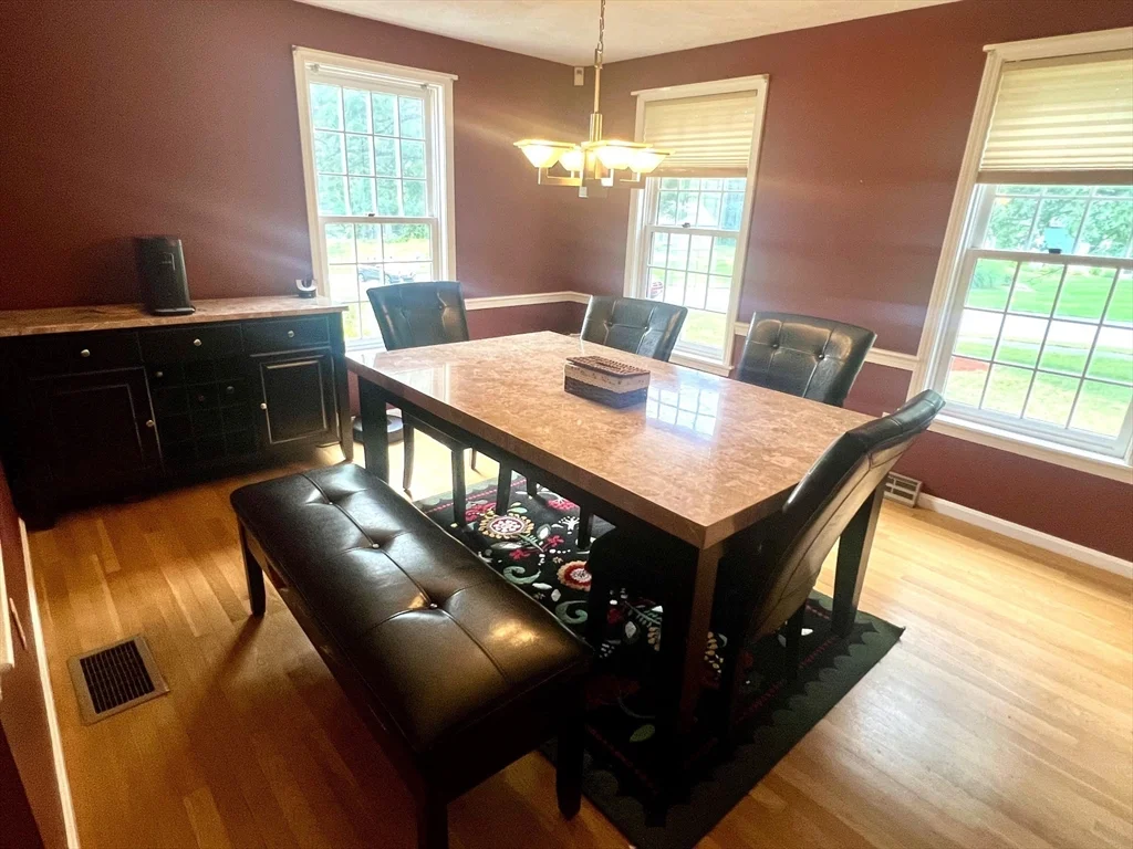 3 bed, 2 bath apartment for rent at 18 Kelshill Rd, Chelmsford — photo 15 of 30