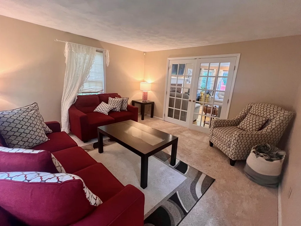 3 bed, 2 bath apartment for rent at 18 Kelshill Rd, Chelmsford — photo 11 of 30