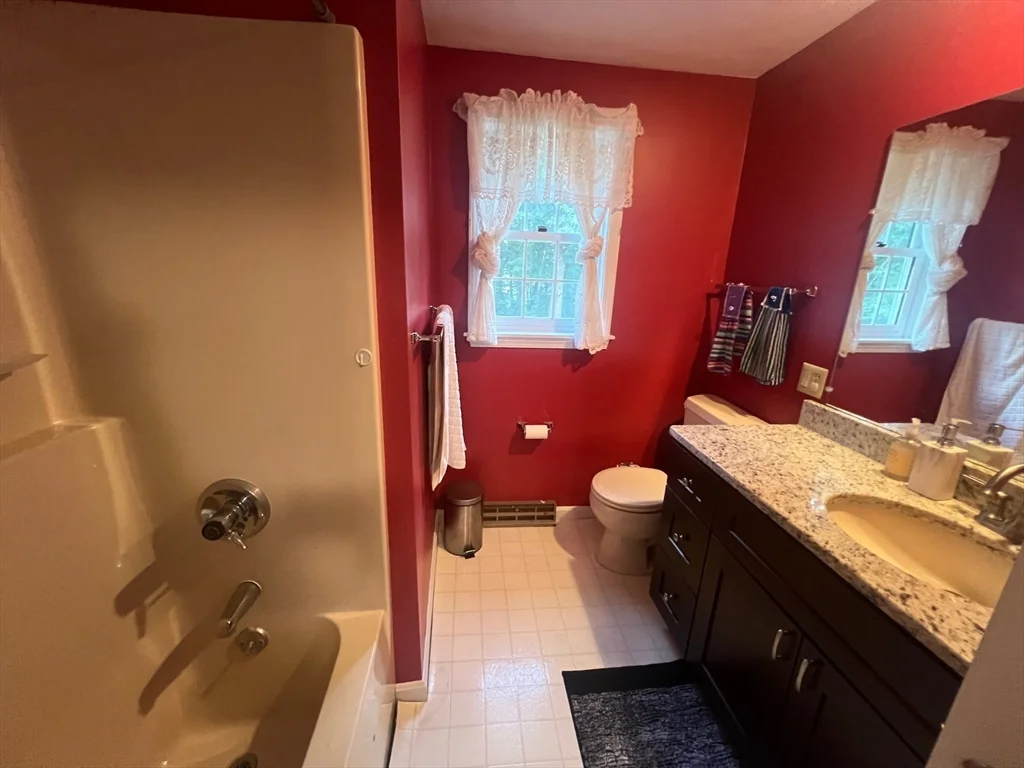 3 bed, 2 bath apartment for rent at 18 Kelshill Rd, Chelmsford — photo 22 of 30