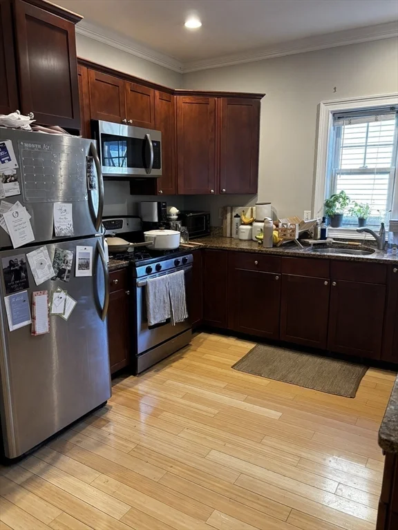 3 bed, 2 bath apartment for rent at 18 Knowlton St Unit 1, South Boston — photo 11 of 31